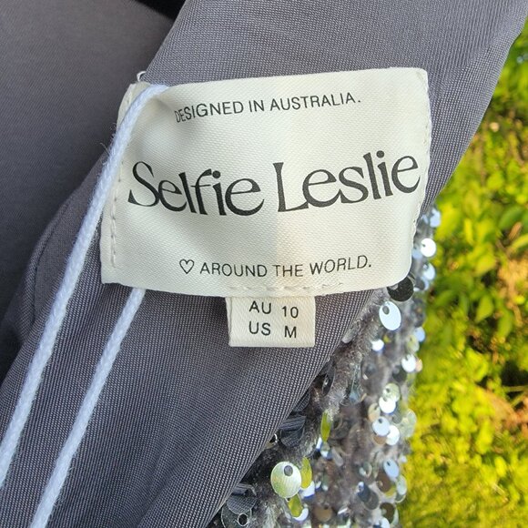 Selfie Leslie Miramar Backless Sequin Dress Silver Medium NWT - Picture 6 of 12